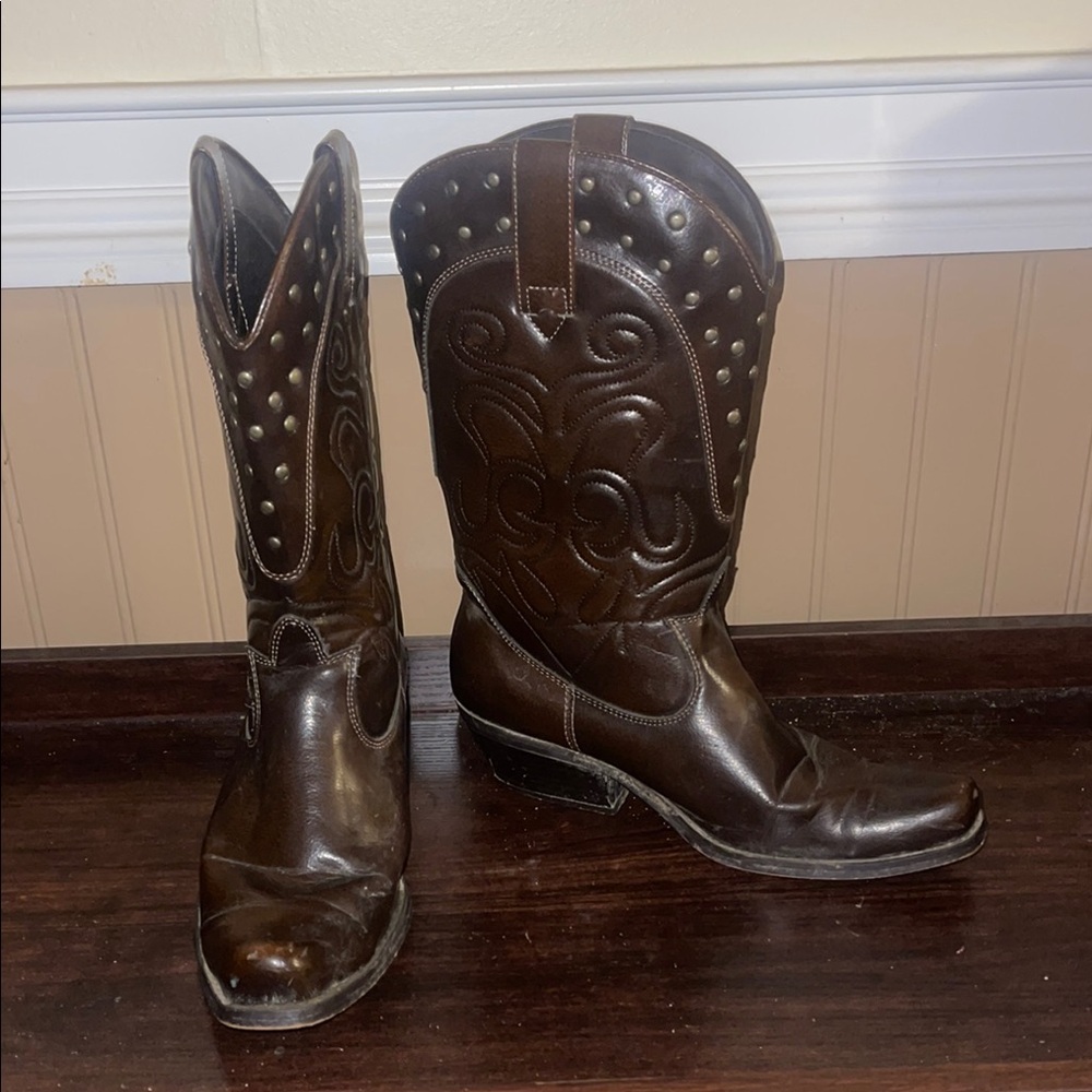 Mudd Johnson boots size -8